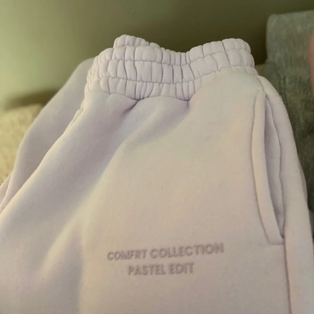 PASTEL PINK ultra soft Comfort sweatpants - Picture 5 of 11